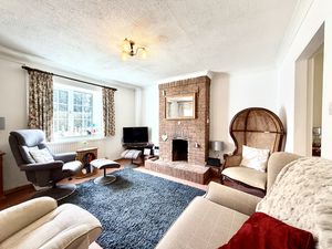 Living Room- click for photo gallery